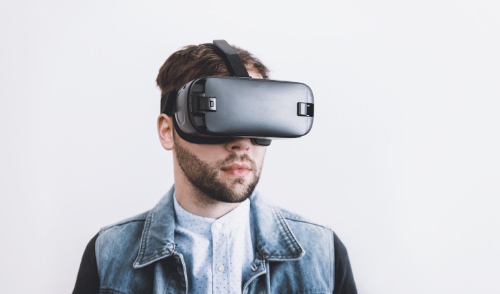 Augmented Reality and Virtual Reality